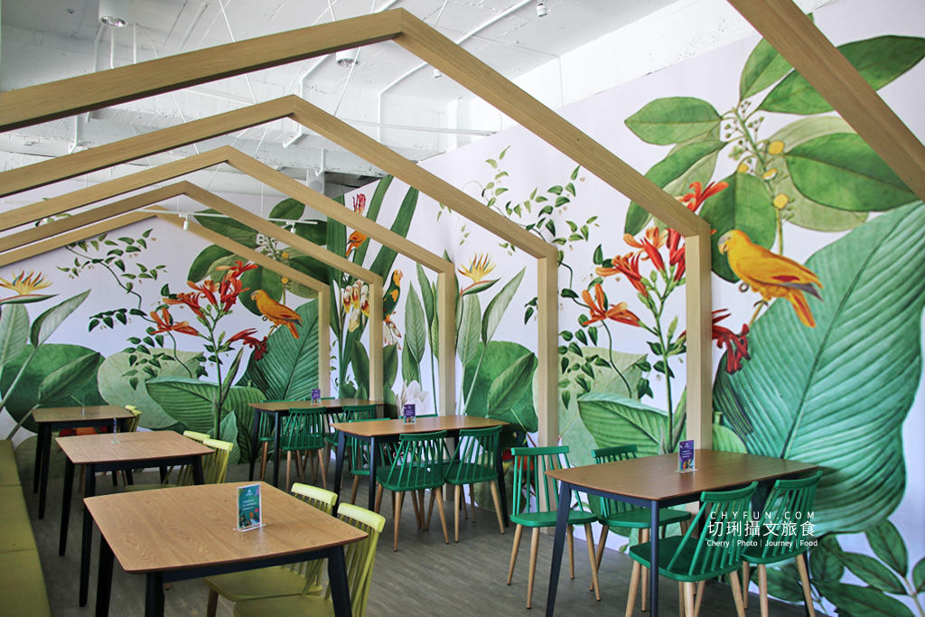 六十石山金針花兩天一夜60＿富里鄉農會 品嚐九宮格便當 最新網美咖啡廳