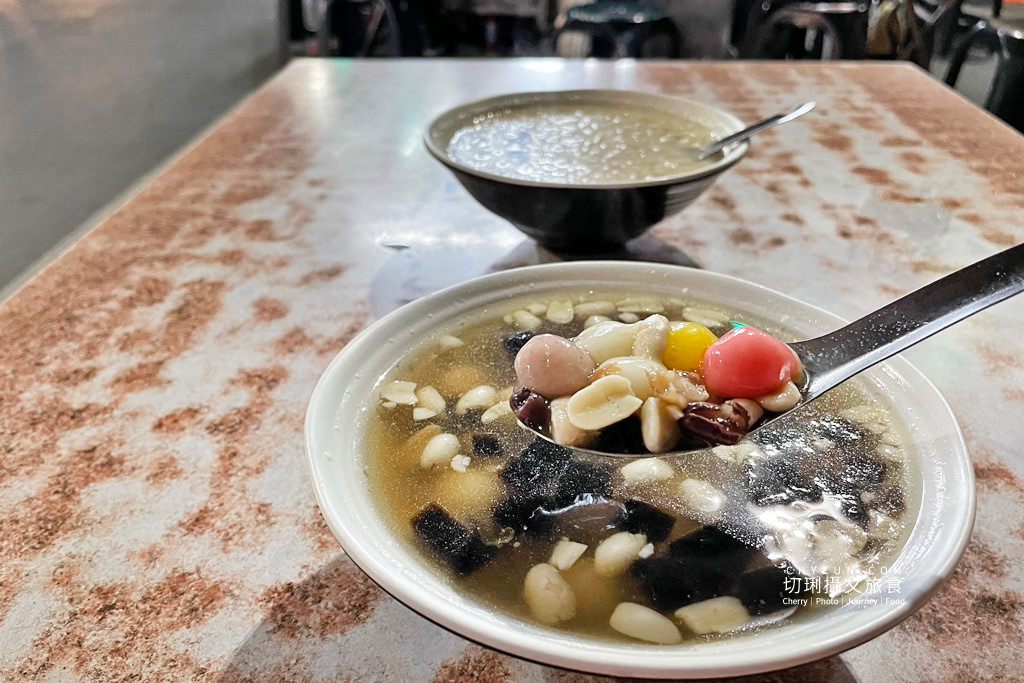 高雄｜六合夜市吃湯圓過冬至元宵，三家低調老店傳承甜品味