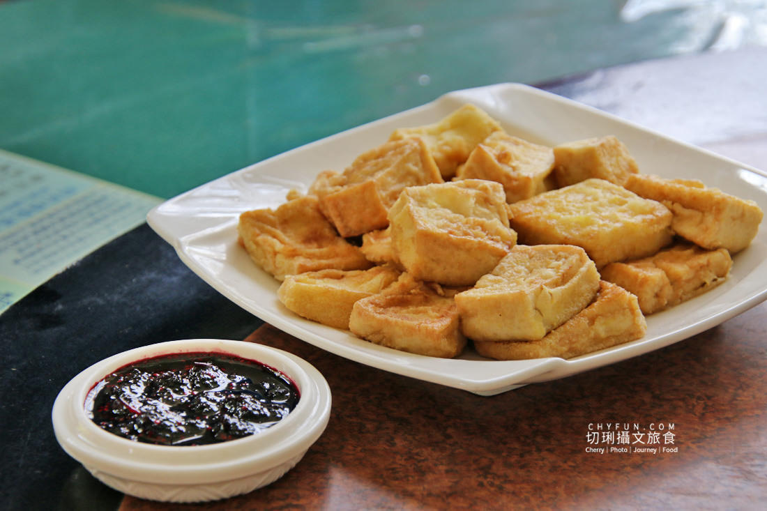 高雄｜六龜尹家有機農場饗食無菜單料理，體驗百果園、韭菜DIY感農村鄉村味