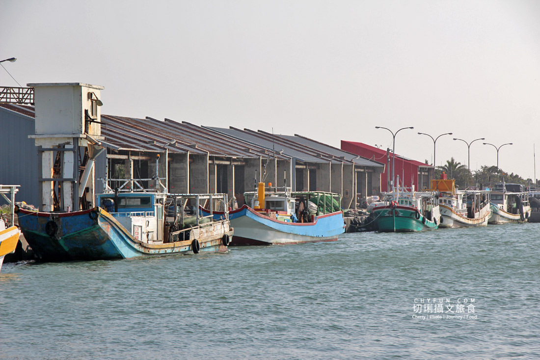 台南｜將軍漁港半日遊來去買魚貨看拍賣，大啖美食觀夕陽