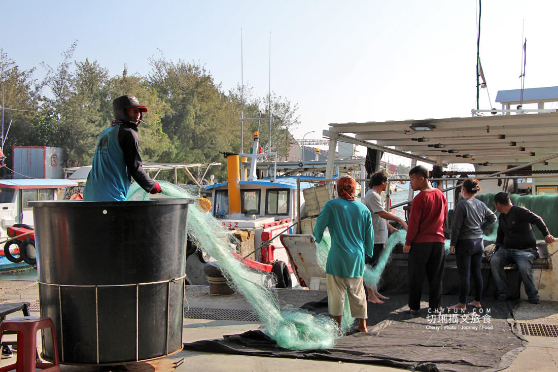 台南｜將軍漁港半日遊來去買魚貨看拍賣，大啖美食觀夕陽