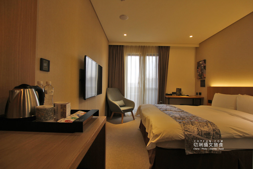 嘉義｜火車站前住宿亮點旅店，文青設計感館內設備餐廳美食多