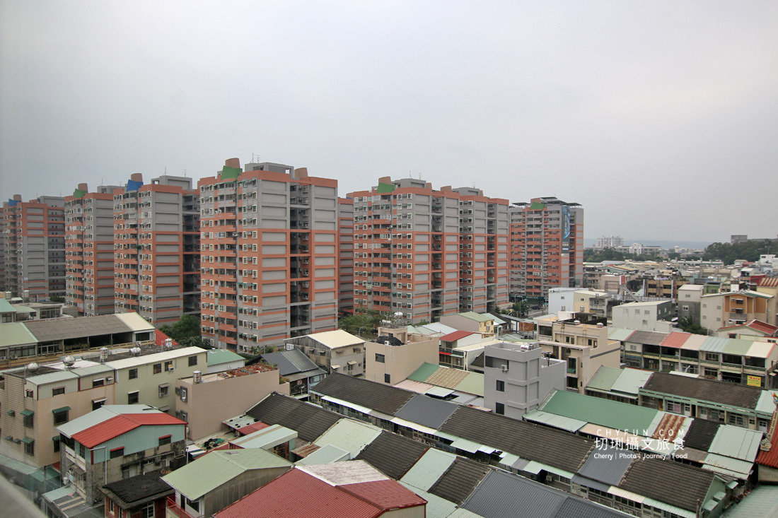 嘉義｜HOTEL HI新民店位處鬧區，房間寬敞舒適價格親民附設停車場很便民