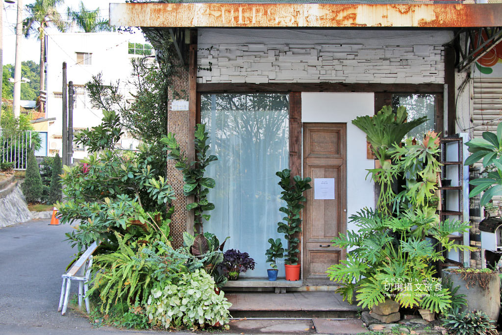 嘉義｜小花麵包店一週只賣兩天，價格不低的文青質感烘焙坊