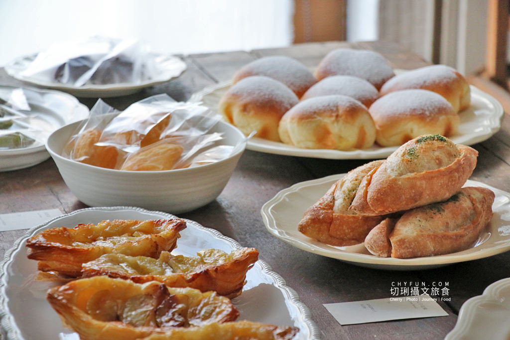 嘉義｜小花麵包店一週只賣兩天，價格不低的文青質感烘焙坊