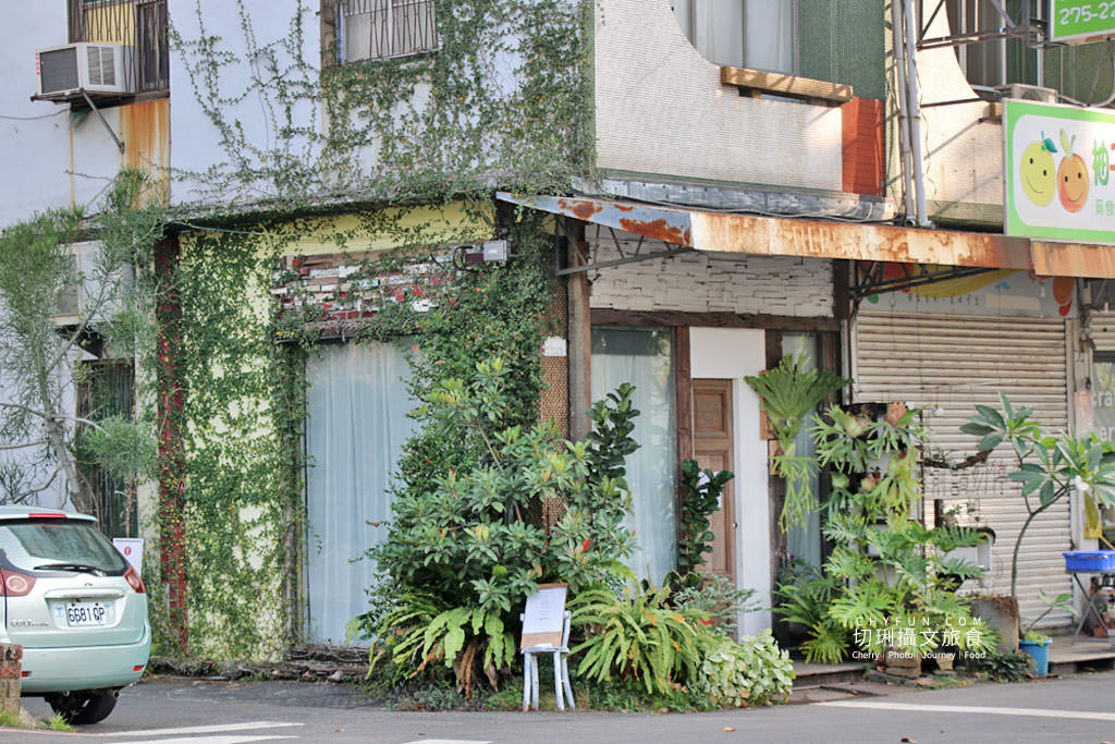 嘉義｜小花麵包店一週只賣兩天，價格不低的文青質感烘焙坊