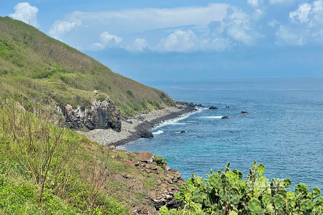 澎湖｜外垵海賊洞美麗的傳說愛心岩洞板狀裂岩，退潮來賞石觀浪獨享靜謐地