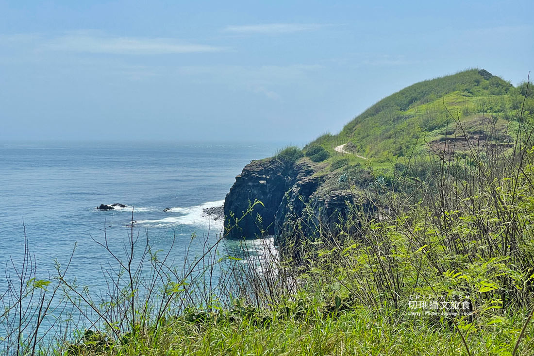 澎湖｜外垵海賊洞美麗的傳說愛心岩洞板狀裂岩，退潮來賞石觀浪獨享靜謐地