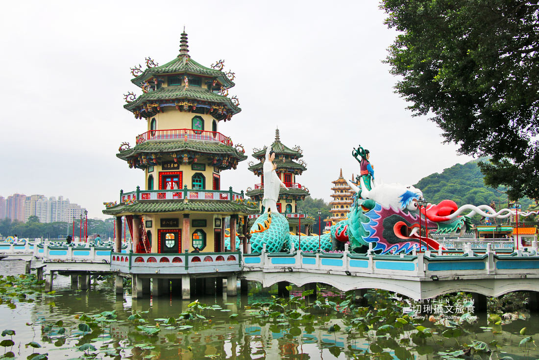 高雄｜左營舊城歷史廟宇一日遊，來去蓮池潭周遊吃美食聽秘境神話故事