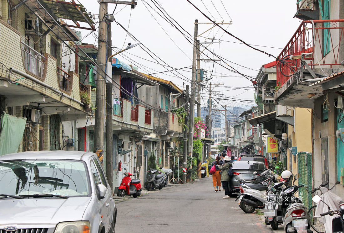 高雄｜左營舊城歷史廟宇一日遊，來去蓮池潭周遊吃美食聽秘境神話故事
