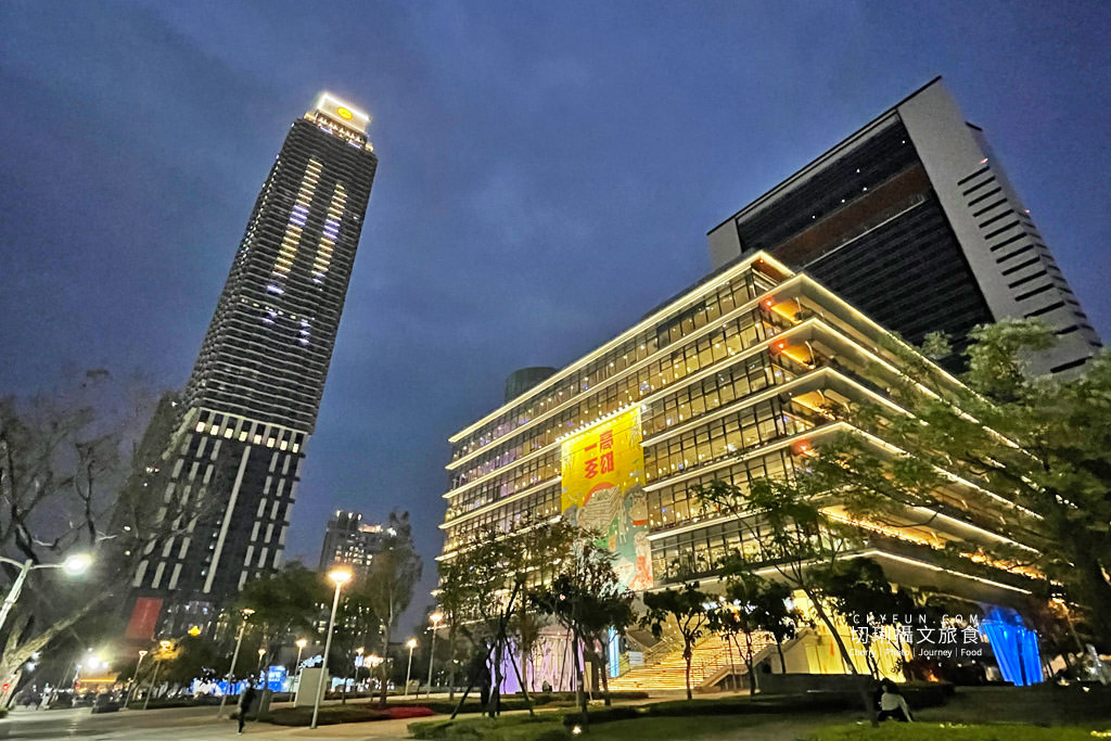 搭輕軌玩高雄｜高雄展覽館站周邊景點、美食、住宿、打卡輕鬆玩