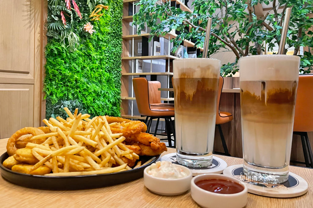 搭輕軌玩高雄｜高雄展覽館站周邊景點、美食、住宿、打卡輕鬆玩