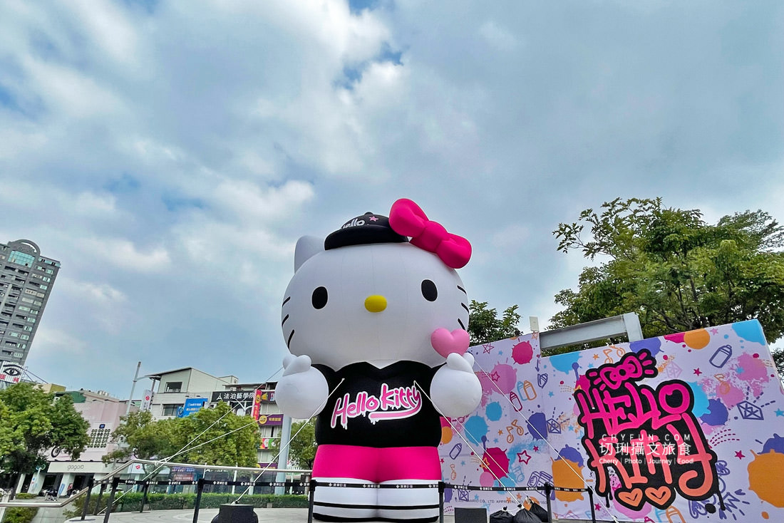 高雄｜迷你版歐洲小鎮現身漢神巨蛋慶耶誕，多款彩色屋好美好拍週年慶好好買