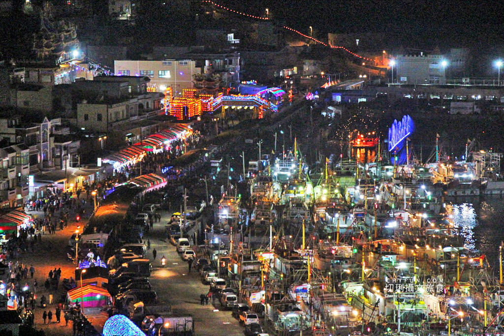 澎湖｜西嶼外垵讚元宵，創意水火舞燈光秀花火碼頭施放