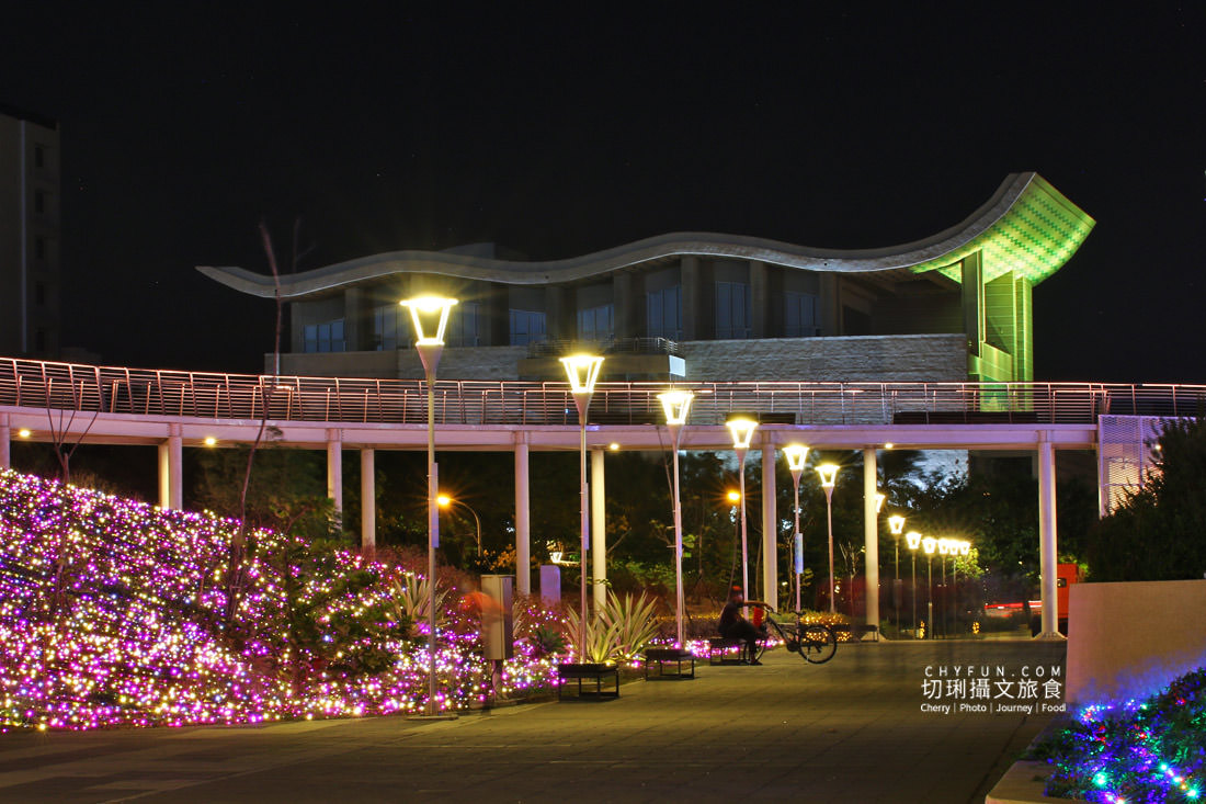 澎湖｜澎湖國際燈光藝術節舞躍銀波燈海閃耀，國際廣場變漂亮