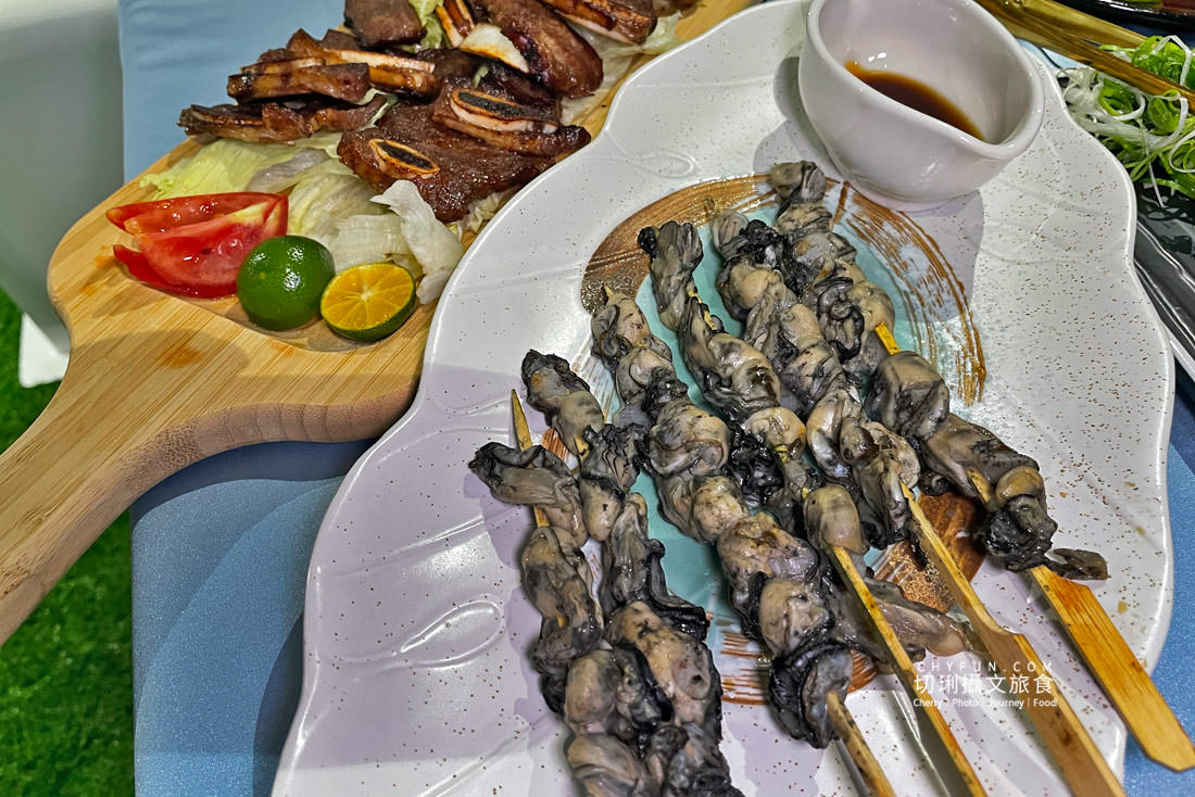 澎湖｜不一樣的夜釣小管行程在海上享受，海派對遊艇趴豪華出港