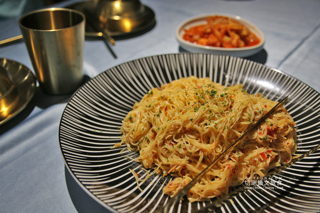 澎湖｜不一樣的夜釣小管行程在海上享受，海派對遊艇趴豪華出港