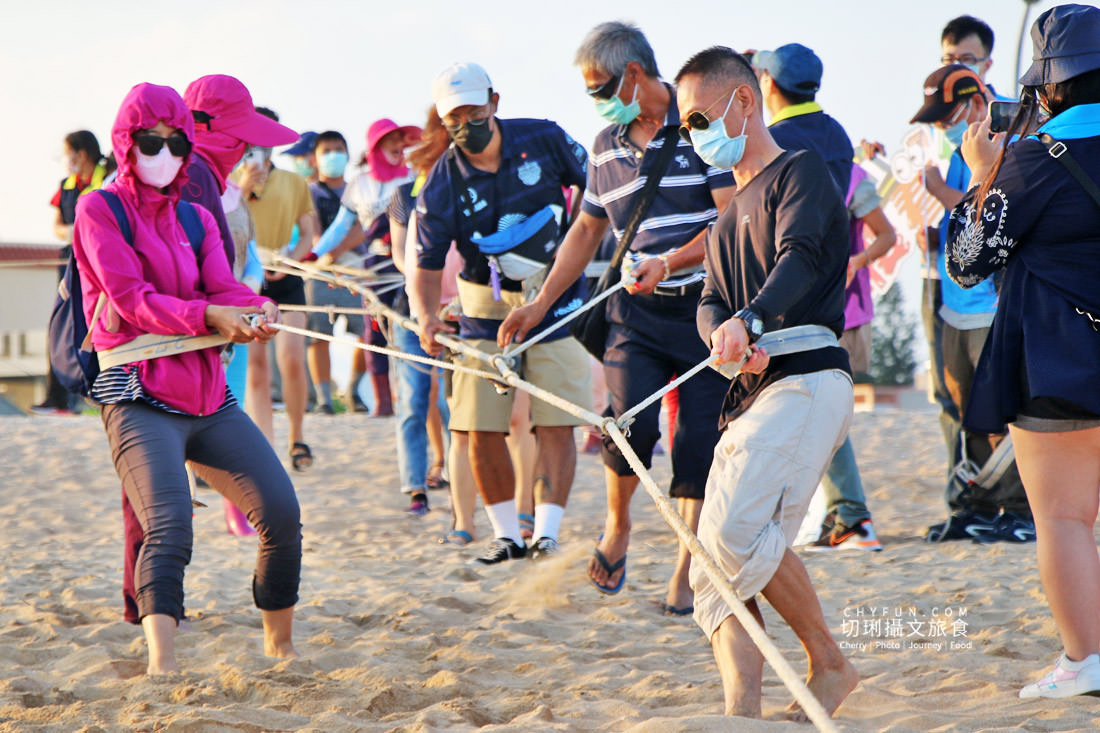 澎湖｜牽罟趣體驗在林投沙灘，同心協力靠腰捕魚快來當半日漁夫