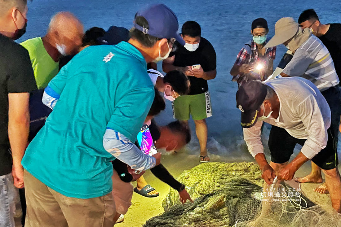 澎湖｜牽罟趣體驗在林投沙灘，同心協力靠腰捕魚快來當半日漁夫