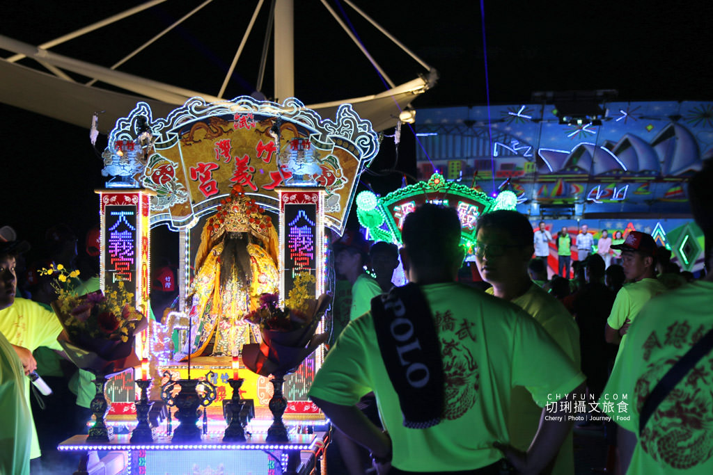 澎湖｜武轎踩街歡樂慶花火，超炫電子武轎聲光效果十足鬧市區