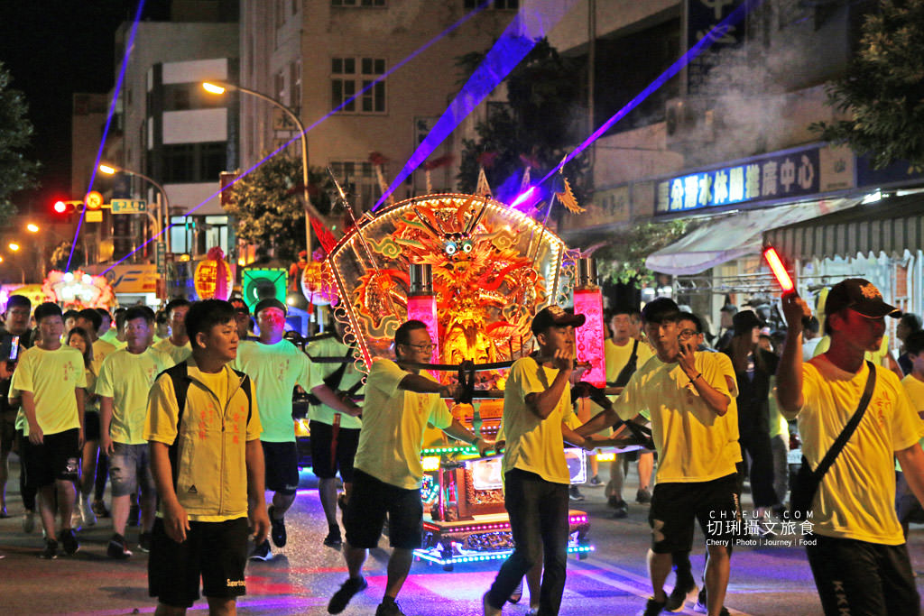 澎湖｜武轎踩街歡樂慶花火，超炫電子武轎聲光效果十足鬧市區