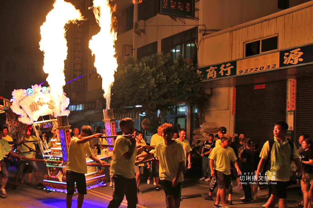 澎湖｜武轎踩街歡樂慶花火，超炫電子武轎聲光效果十足鬧市區