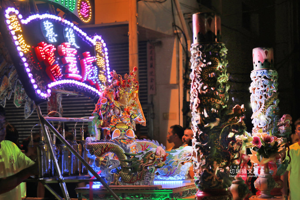 澎湖｜武轎踩街歡樂慶花火，超炫電子武轎聲光效果十足鬧市區
