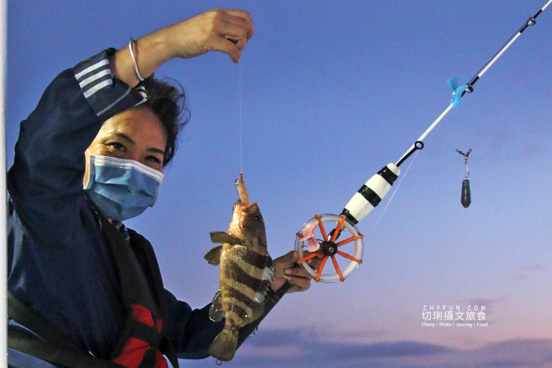 澎湖|海上看煙火釣小管,澎湖花火節限定搖曳浪漫的體驗 - 第8張圖 澎湖|海上看煙火釣小管,澎湖花火節限定搖曳浪漫的體驗