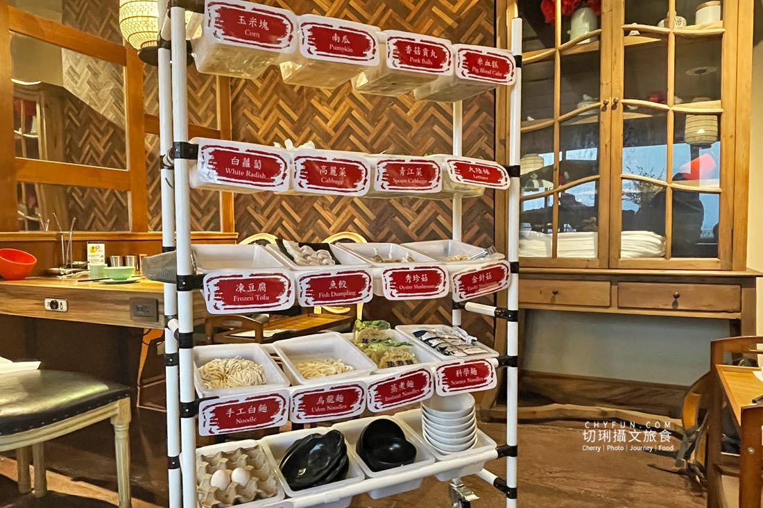 澎湖｜巴適麻辣鍋六合轉型吃到飽，不用400元就在舒適環境暢快吃