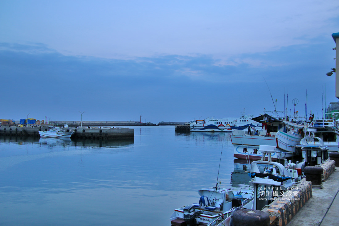 澎湖｜澎湖花火節七美璀璨照亮夜空，七美燈塔應景開放
