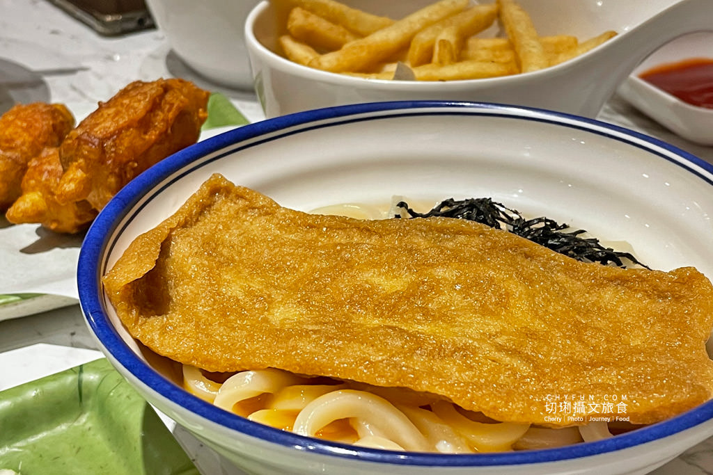 澎湖｜高松麵所讚岐烏龍麵口感晶瑩清爽，免費加湯加麵另有立食75折