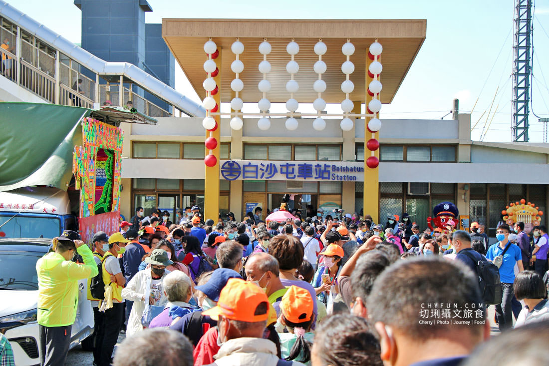 苗栗｜慢魚海岸一日遊漫步搭火車做魚吃魚，海線通車百年白沙屯媽祖同慶　