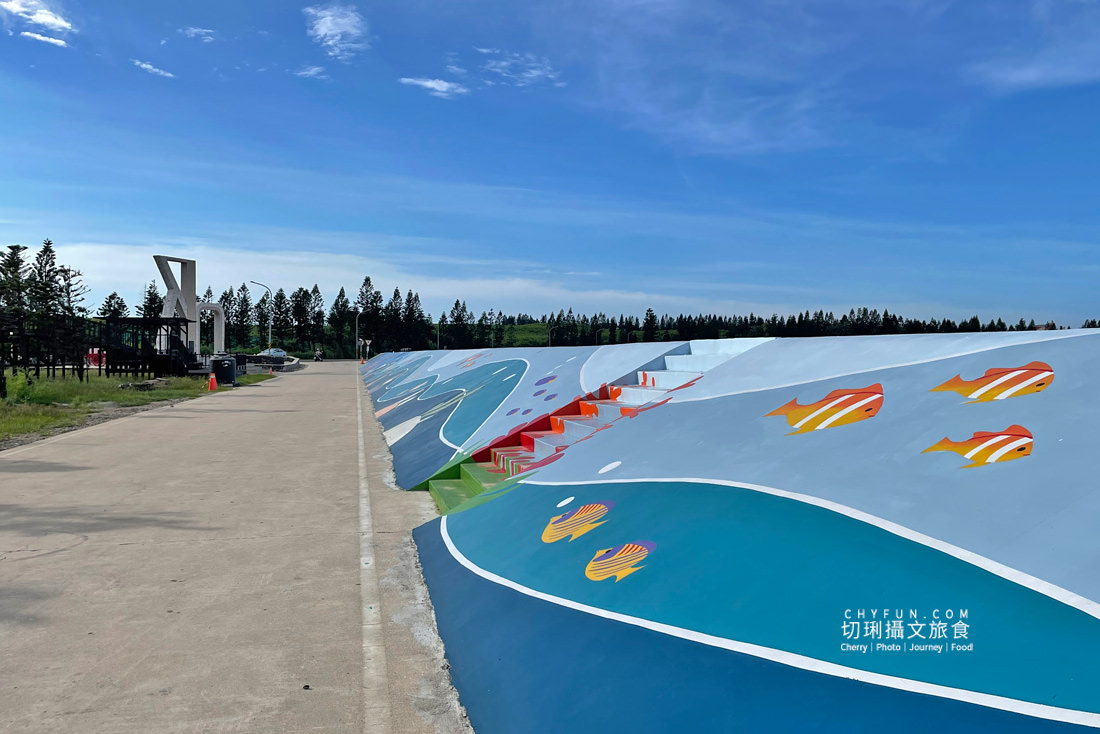 澎湖｜講美鎮海OK海堤公園改造成愛情公園，週邊堤岸海洋彩繪好吸睛