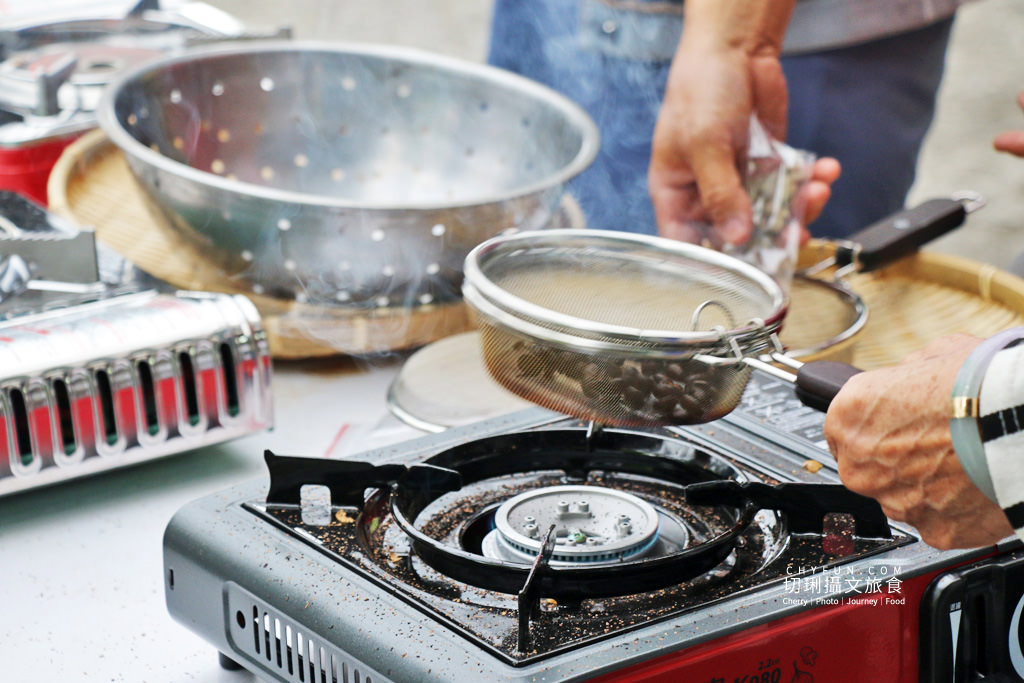 雲林｜草嶺遇見螢火蟲，烘豆彩繪品味在地伙食豐富石壁半日遊