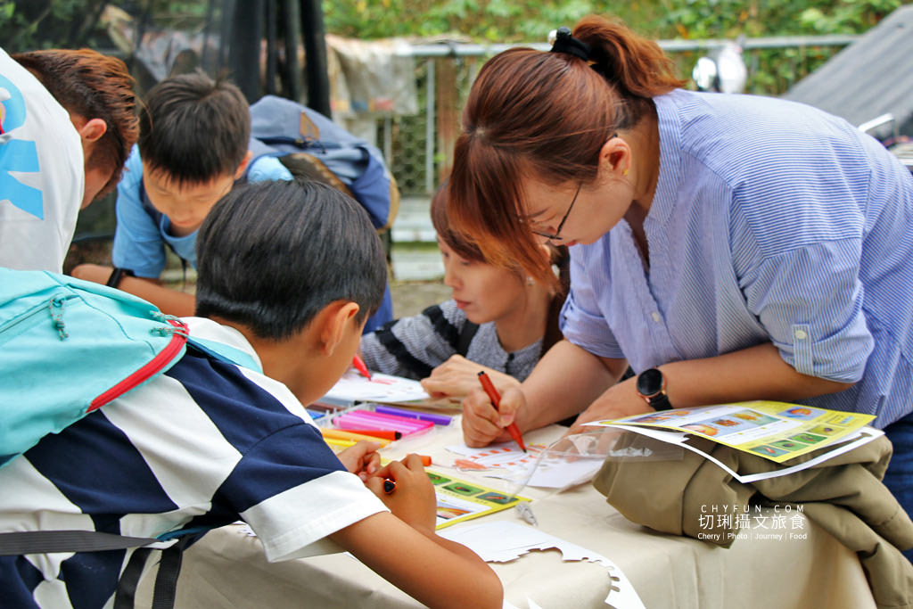 雲林｜草嶺遇見螢火蟲，烘豆彩繪品味在地伙食豐富石壁半日遊