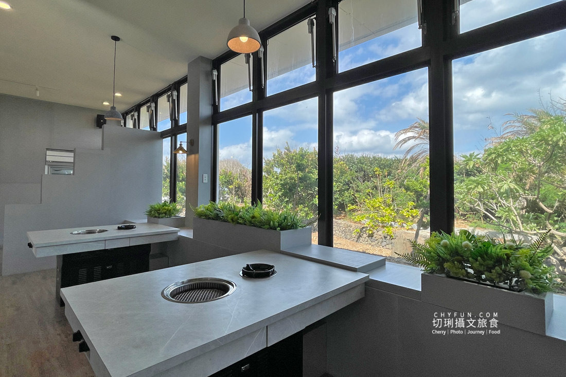 澎湖｜青灣仙人掌公園青炙燒烤環境舒適清幽，精緻海鮮燒肉輕鬆吃