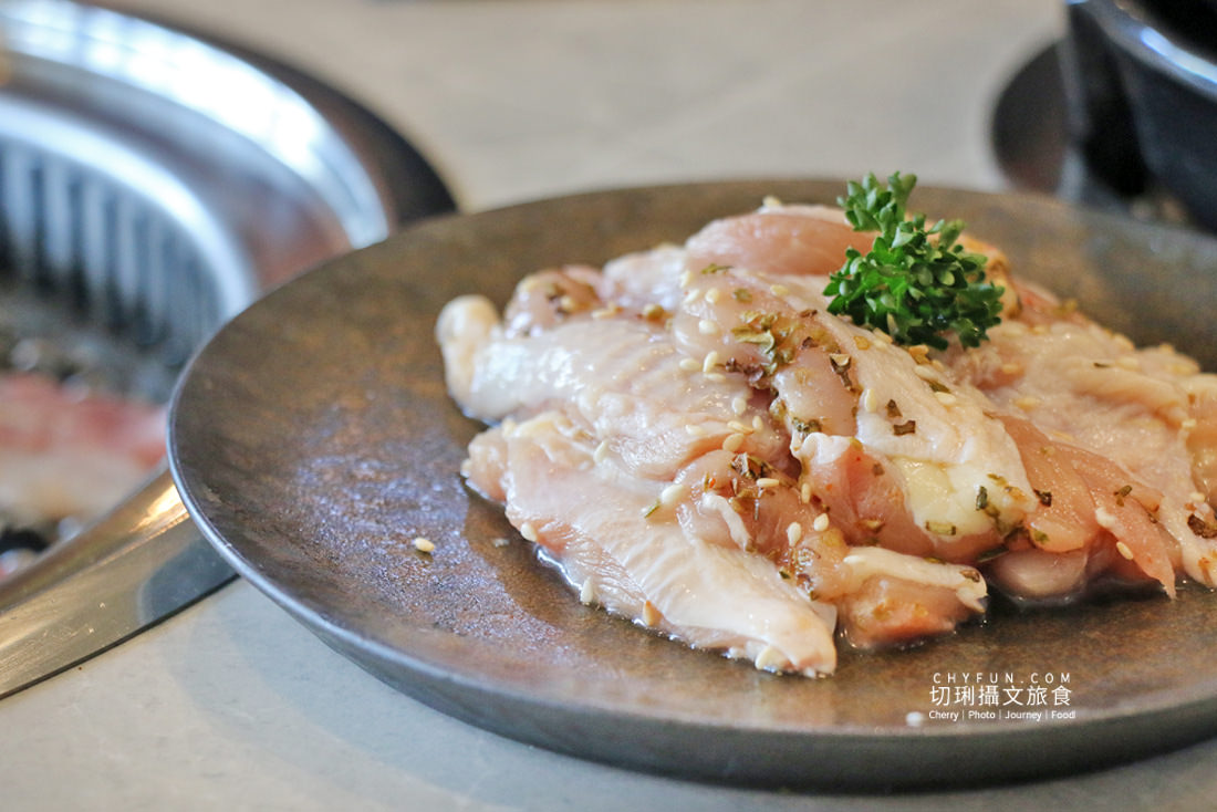 澎湖｜青灣仙人掌公園青炙燒烤環境舒適清幽，精緻海鮮燒肉輕鬆吃