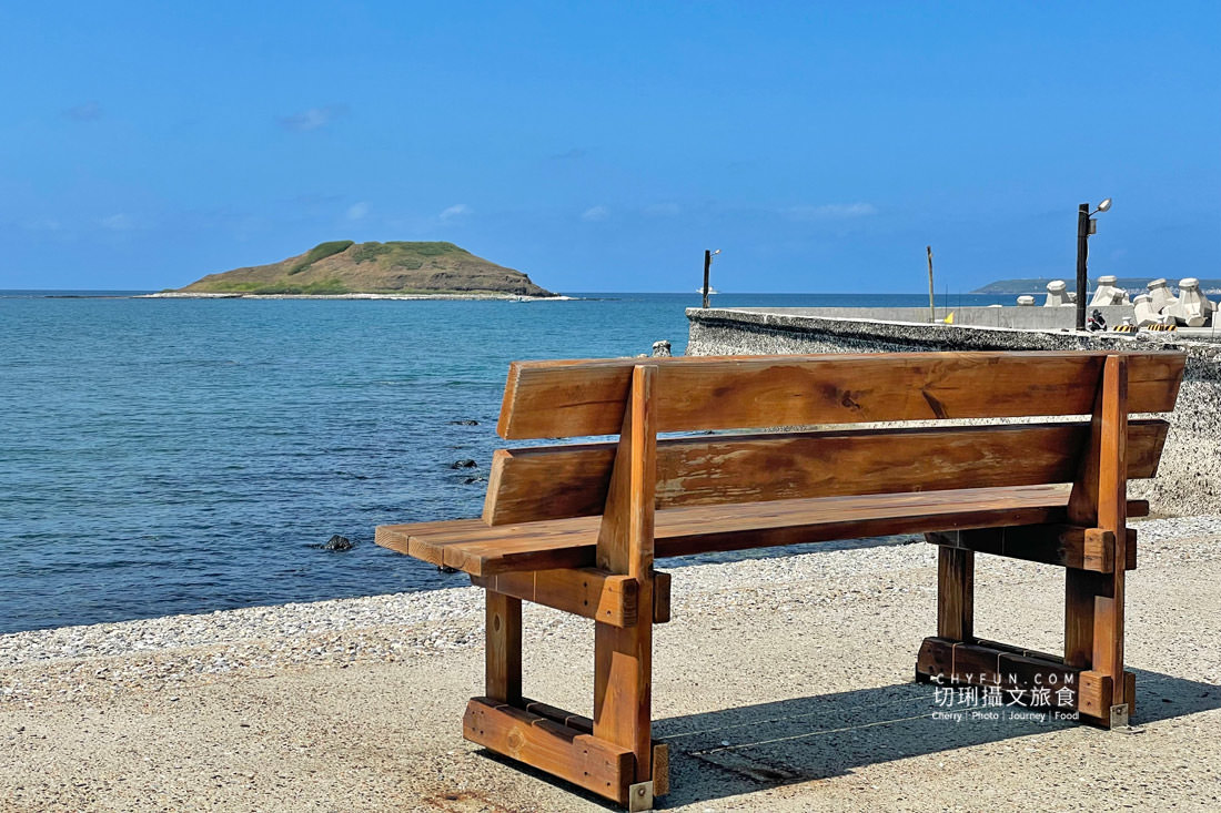 澎湖｜離雞籠嶼最近的風櫃西港，靜靜在港邊看航道熱鬧