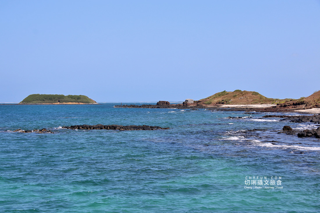 澎湖｜離雞籠嶼最近的風櫃西港，靜靜在港邊看航道熱鬧