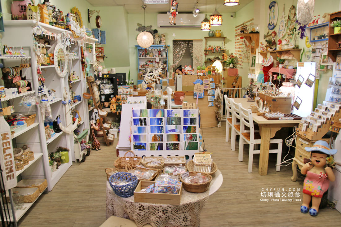澎湖｜澎湖旅遊馬公市區中央老街，到某個角落紀念品買不一樣的回憶