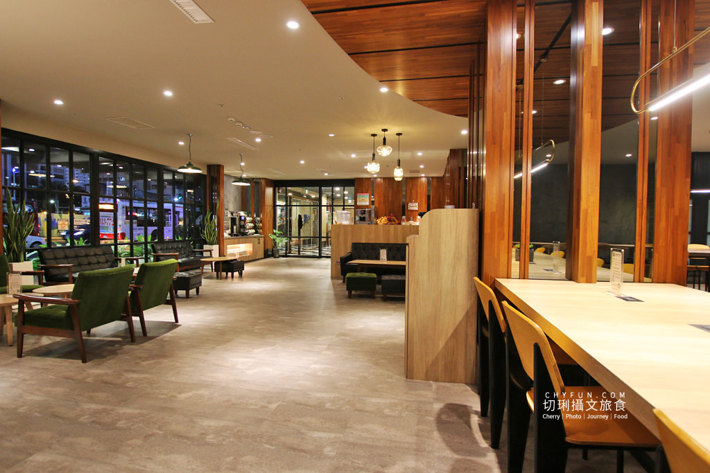 高雄住宿高雄康前站前館12