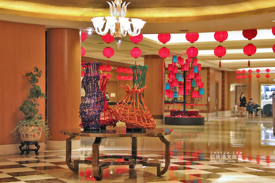 高雄｜高雄國賓大飯店熄燈前一宿，俯瞰愛河憶起跟她說再見