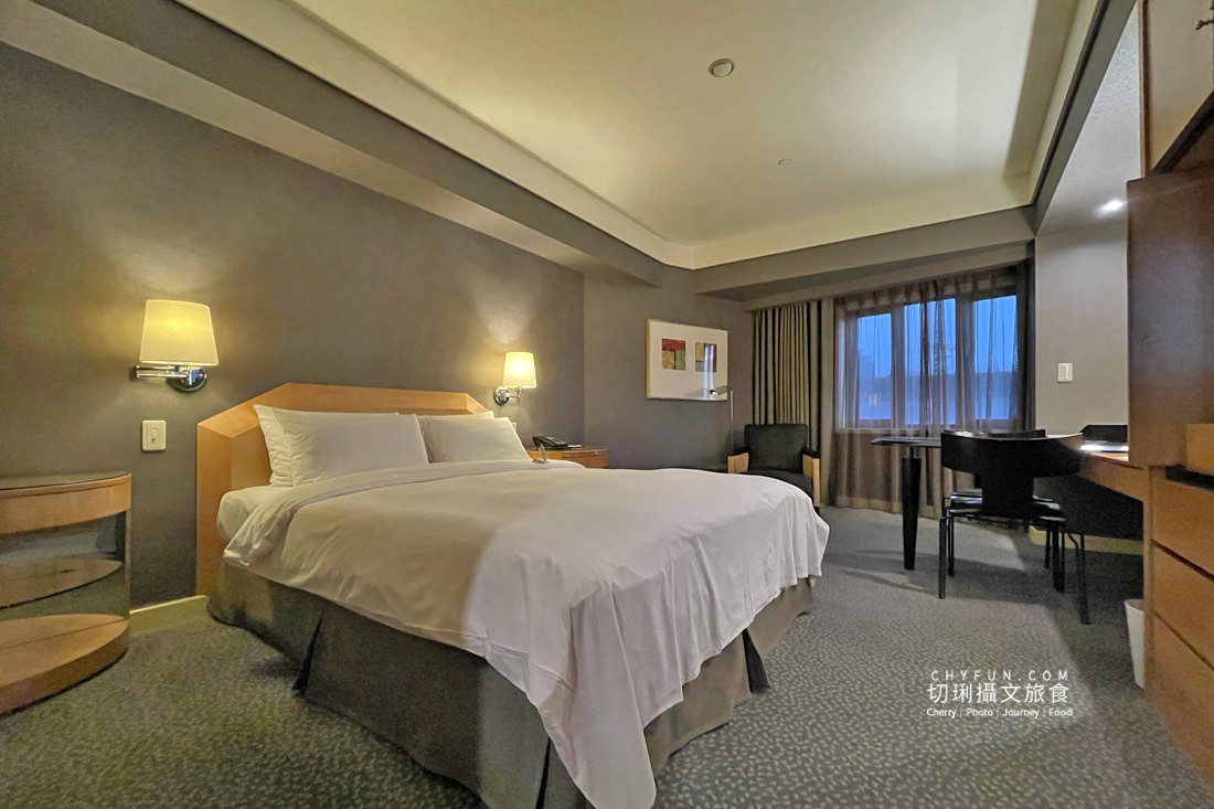 高雄｜高雄國賓大飯店熄燈前一宿，俯瞰愛河憶起跟她說再見