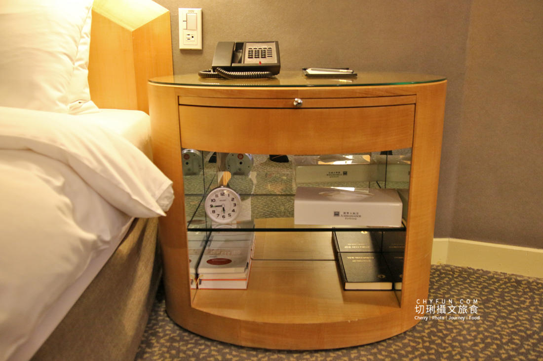 高雄｜高雄國賓大飯店熄燈前一宿，俯瞰愛河憶起跟她說再見