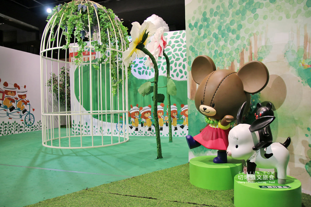 高雄｜小熊學校2020到夢時代開展，花廊熱氣球咖啡杯粉嫩拍