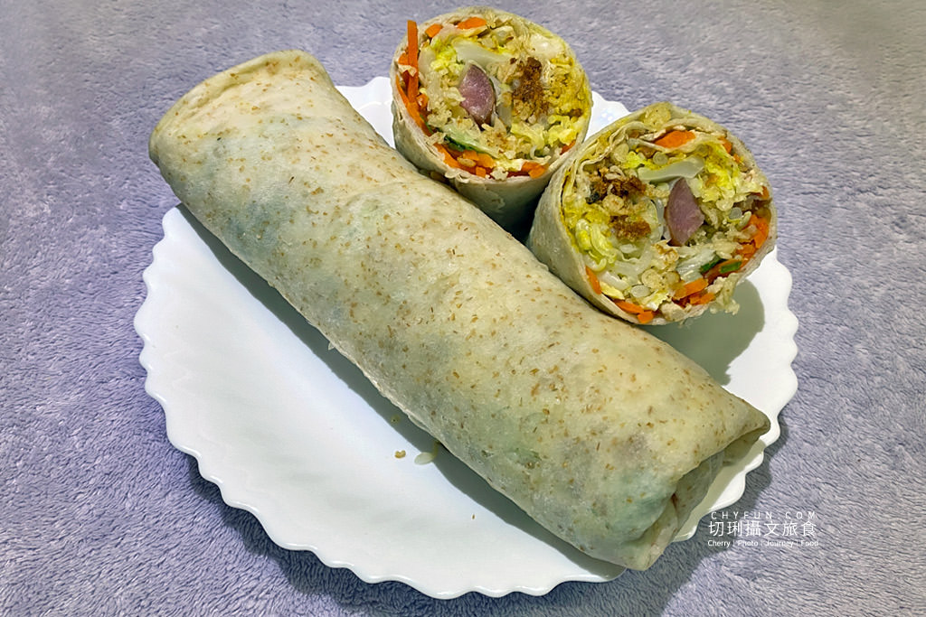 高雄｜聖異捲全麥春捲皮Q扎實口味多，清爽脆口大小春捲銅板價