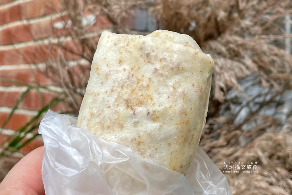 高雄｜聖異捲全麥春捲皮Q扎實口味多，清爽脆口大小春捲銅板價