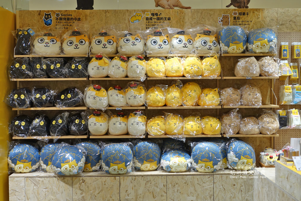 高雄｜黃阿瑪相遇十週年期間店鋪，高雄時代百貨巨大坐鎮萌翻啦