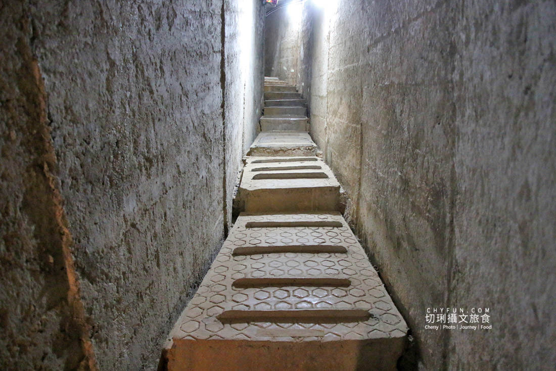 澎湖｜龍門閉鎖陣地日治時期建物軍事迷要逛，坑道內感受昔日戰地風情