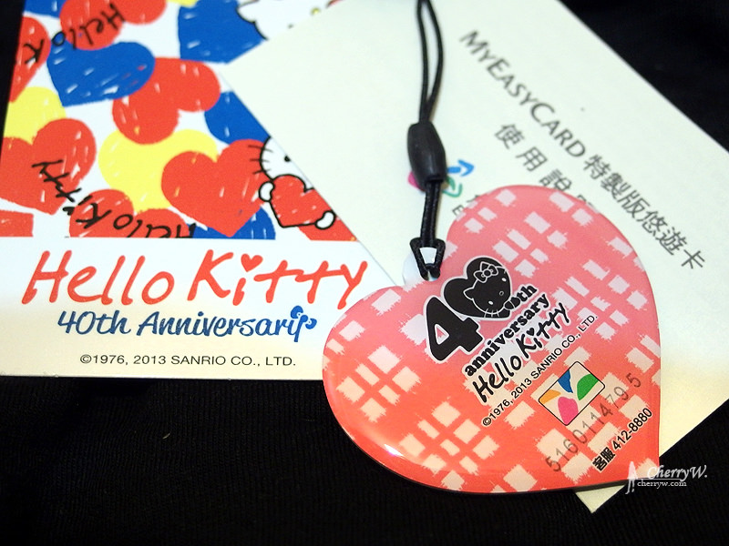 Hello Kitty40周年限量造型悠遊卡02.jpg